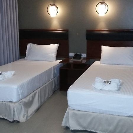 Win Hotel & Casino Talisay  Zewnętrze zdjęcie